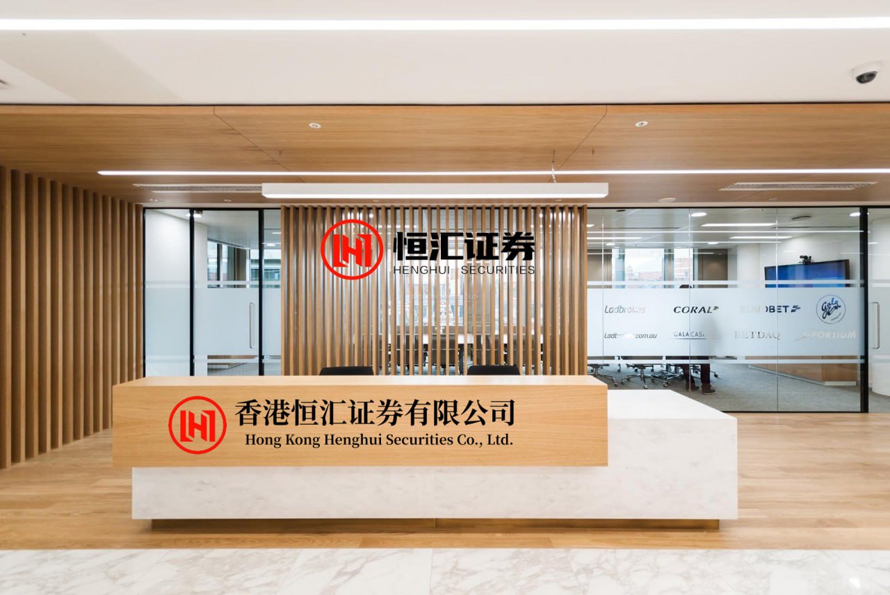 开源优配平台 美国封锁彻底失败！辽宁舰杀出血路，国产化突破震惊世界，谁还敢卡脖子？